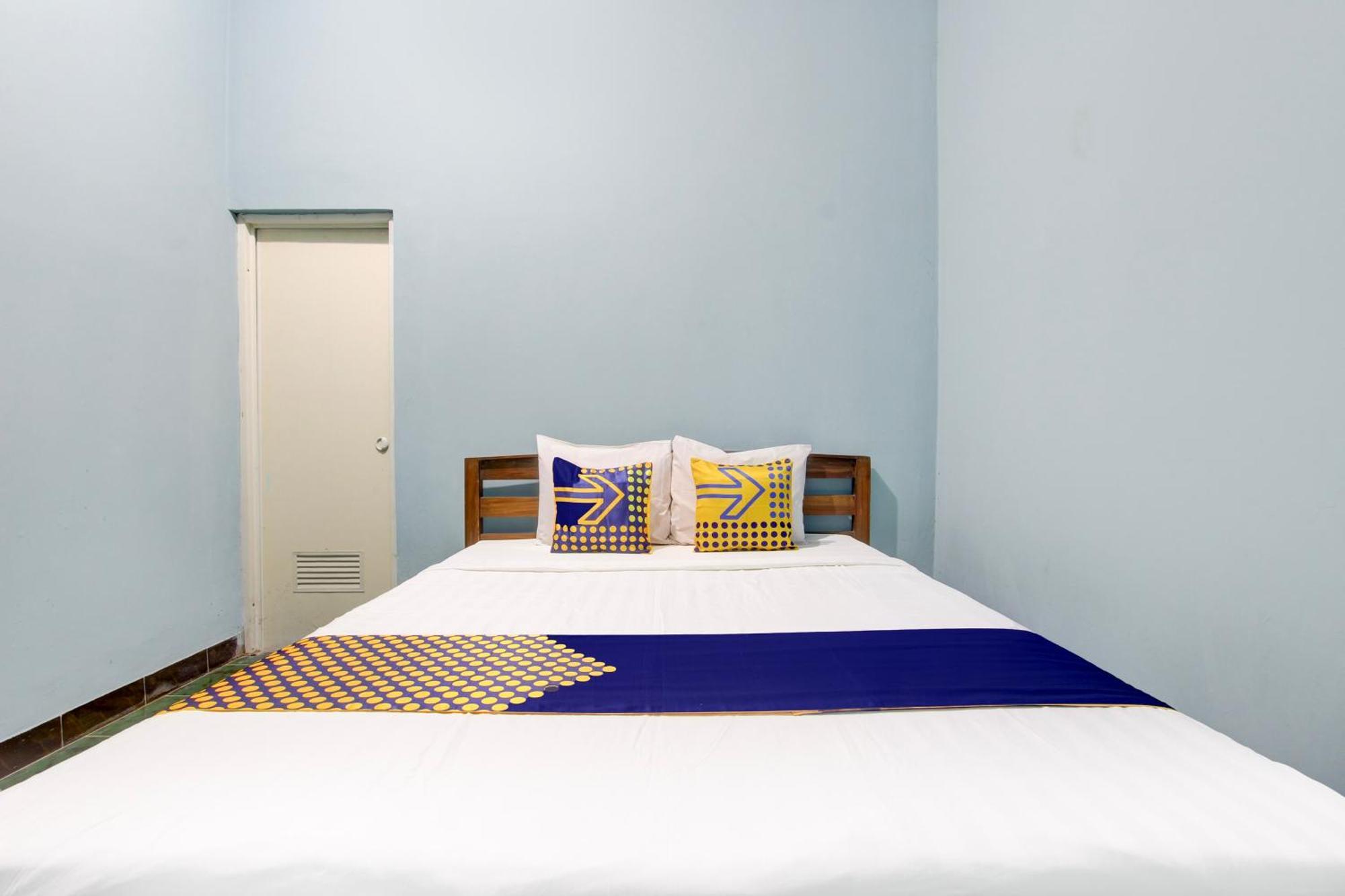 Spot On 94085 Hotel Agung Purwokerto Exterior foto