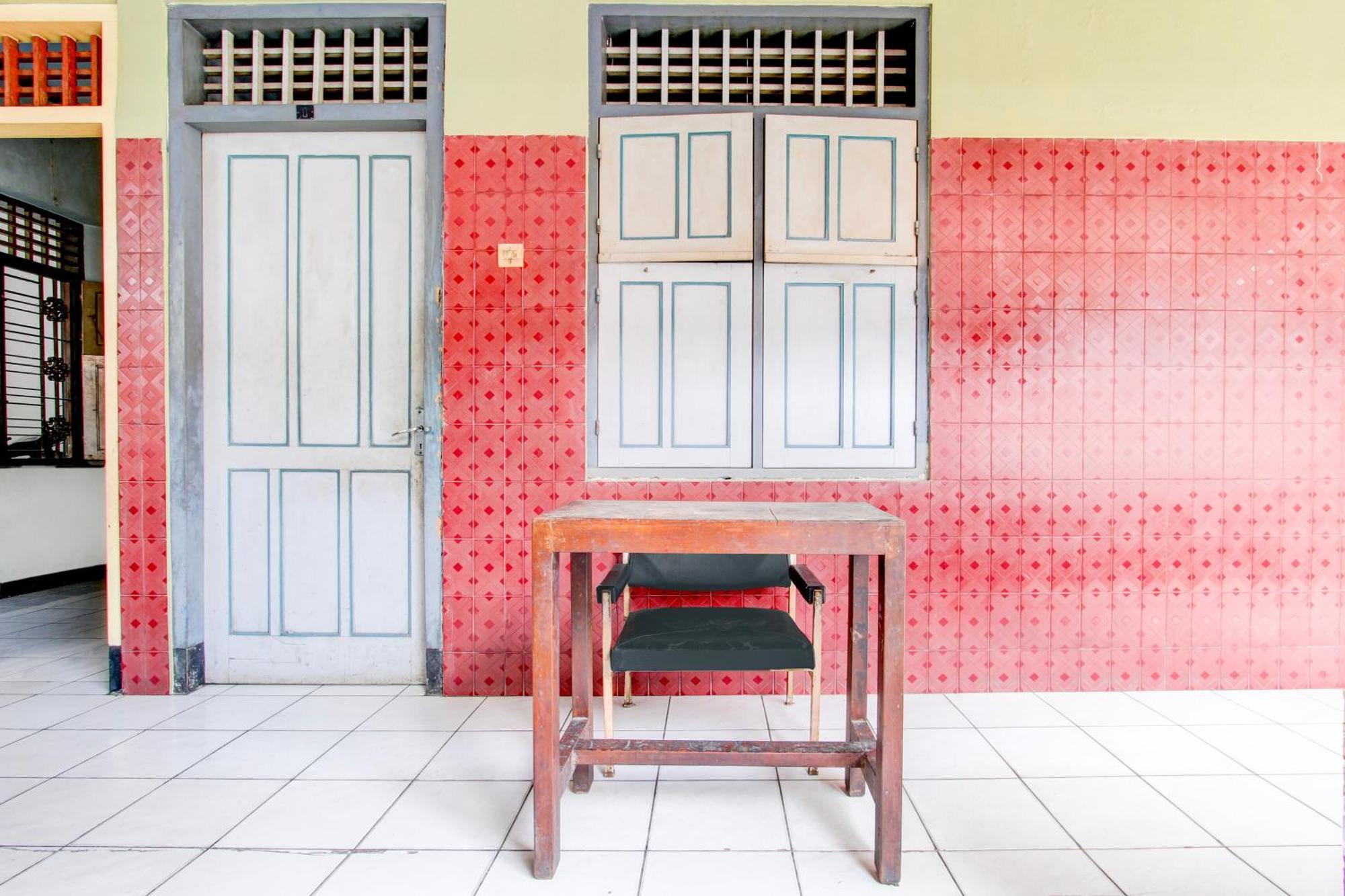 Spot On 94085 Hotel Agung Purwokerto Exterior foto