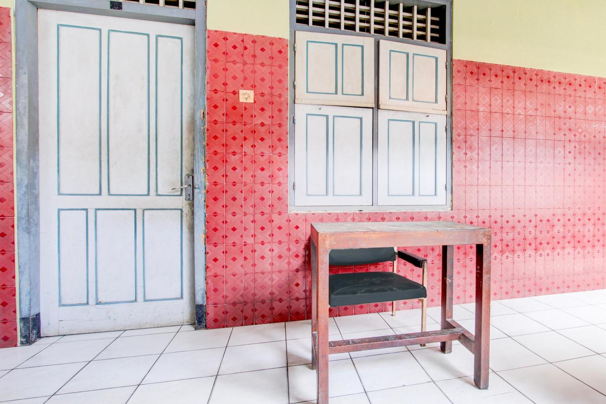 Spot On 94085 Hotel Agung Purwokerto Exterior foto